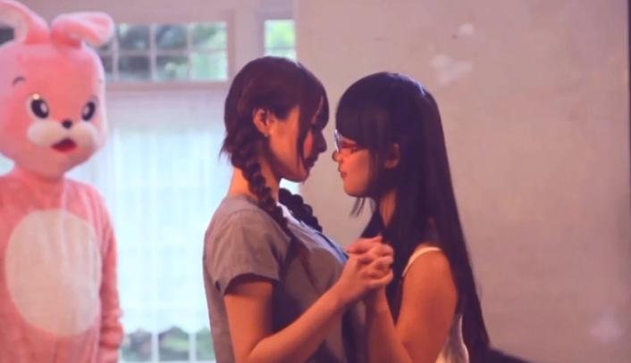 sex hot girl châu âu Hãy hôn em đi